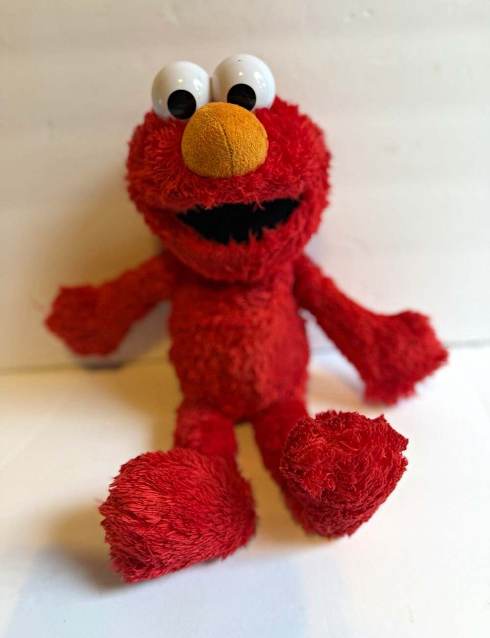 2013 Hasbro Sesame Street Talking Elmo Plush Interactive Toy Googly Eyes Works